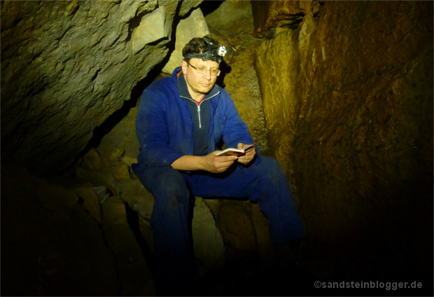 Michael Bellmann in der Schleifsteinhöhle