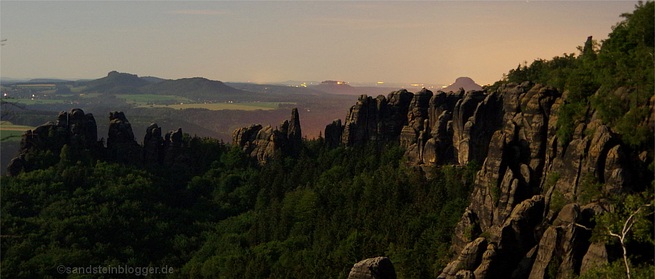 Schrammsteine bei Nacht