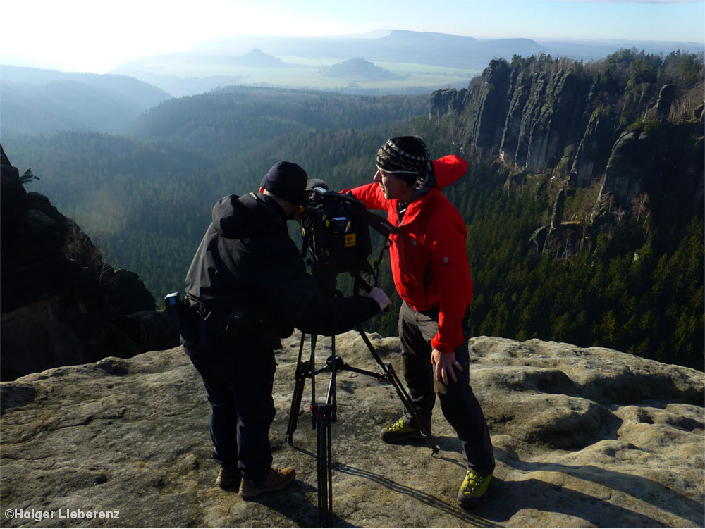 Hochnebel und Kamerateam