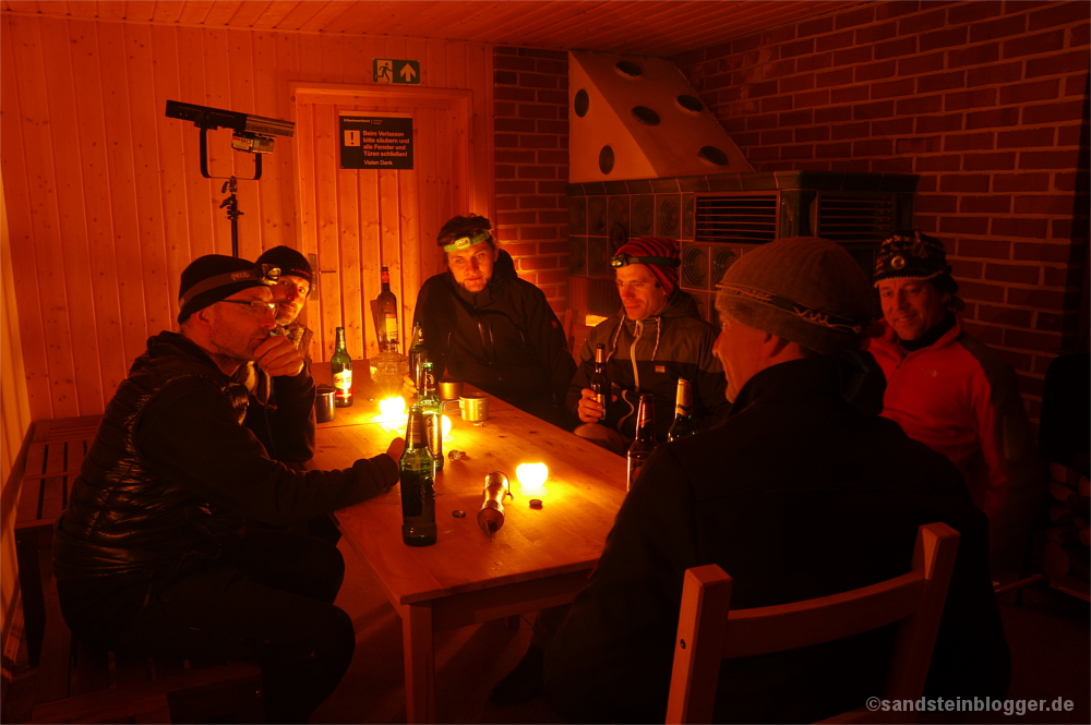 Abend in der Hütte