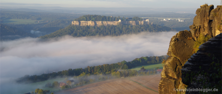 Festung Königstein im Morgennebel