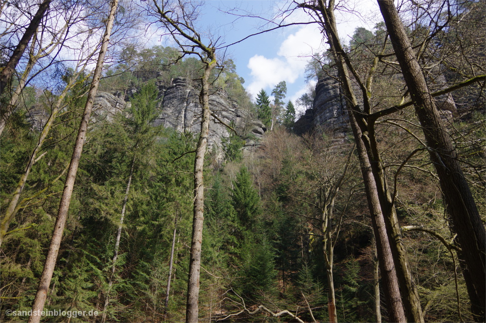 Felswände im Polenztal