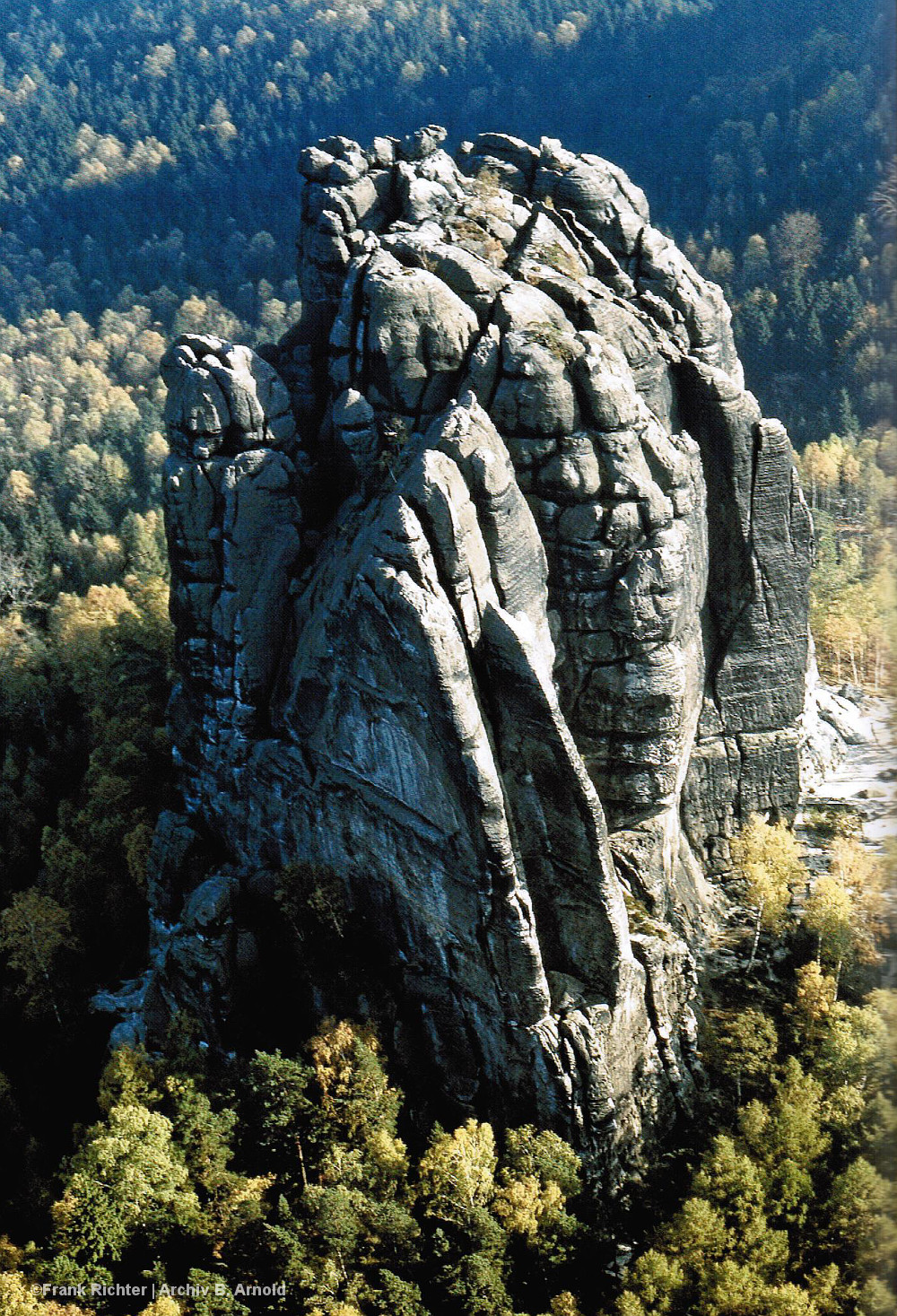 Luftbild vom Falkenstein in der Sächsischen Schweiz